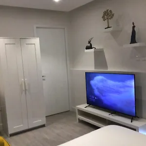 سمو 4 بيت للعطل